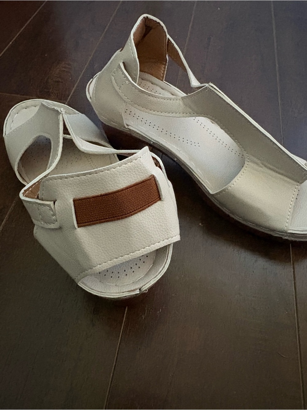 Women's White Open-Toe Comfort Sandals - Picture 2 of 3
